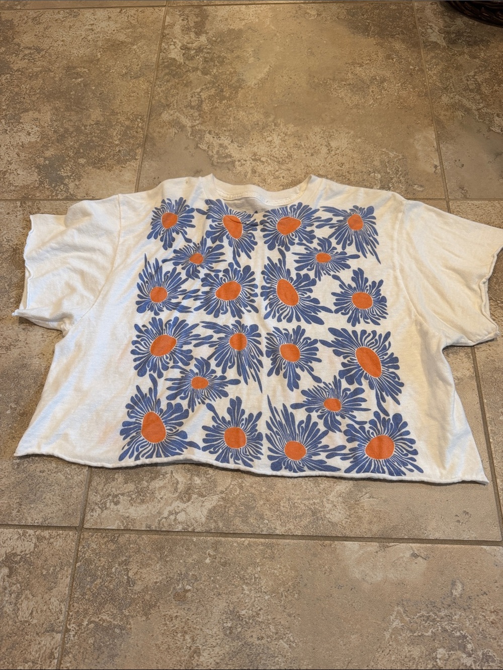 White Floral Graphic Cropped Tee - Blue & Orange